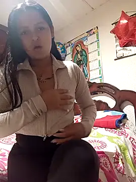 Snapshot of LunaHot_777 chatting on February 9, 2026, 11:52 am LunaHot 777 online show from February 9, 2026, 11:52 am