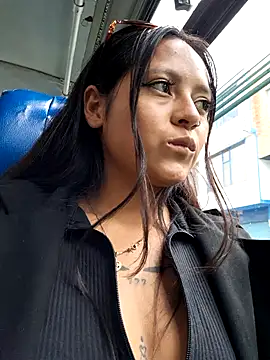 Snapshot of LunaHot_777 chatting on October 9, 2025, 6:19 pm LunaHot 777 online show from October 9, 2025, 6:19 pm