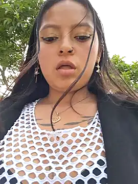 Snapshot of LunaHot_777 chatting on December 15, 2025, 7:31 pm LunaHot 777 online show from December 15, 2025, 7:31 pm