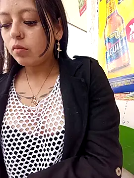 Snapshot of LunaHot_777 chatting on January 31, 2026, 8:18 pm LunaHot 777 online show from January 31, 2026, 8:18 pm