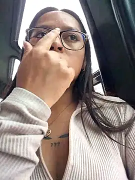 Snapshot of LunaHot_777 chatting on December 20, 2025, 6:44 pm LunaHot 777 online show from December 20, 2025, 6:44 pm