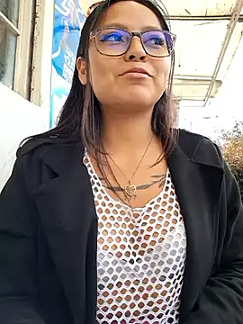 Snapshot of LunaHot_777 chatting on October 17, 2025, 7:04 pm LunaHot 777 online show from October 17, 2025, 7:04 pm