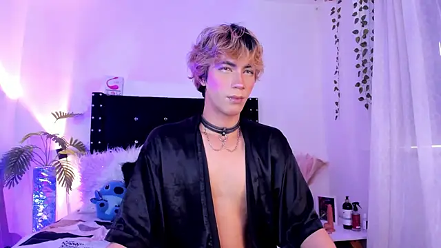 Cooperrosscute233 online show from March 25, 2026, 3:11 pm