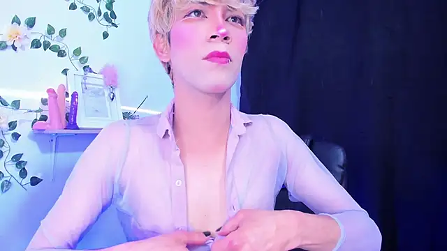 Cooperrosscute233 online show from September 15, 2025, 6:19 pm