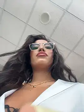 MystiqueXXX online show from July 8, 2026, 1:12 pm