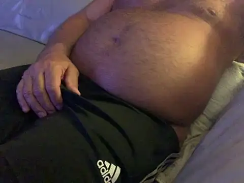 Freddiefirefly online show from February 6, 2026, 6:26 pm