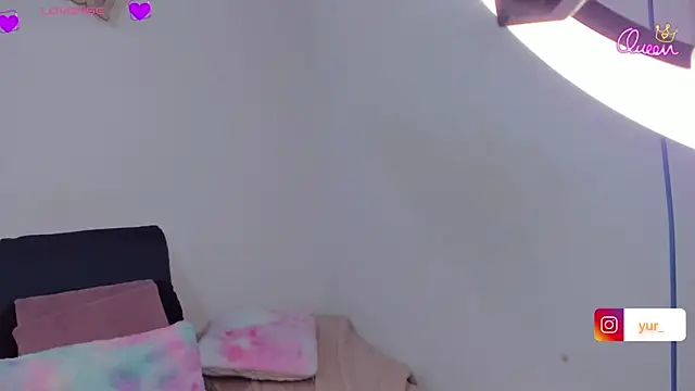 Brandy brown  online show from January 8, 2026, 11:33 pm