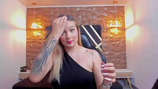 Emmaa white  online show from March 7, 2026, 5:18 pm