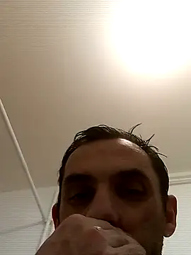 Snapshot of hotmen83 chatting on January 15, 2026, 11:02 am hotmen83 online show from January 15, 2026, 11:02 am