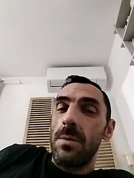 Snapshot of hotmen83 chatting on September 13, 2025, 3:12 pm hotmen83 online show from September 13, 2025, 3:12 pm