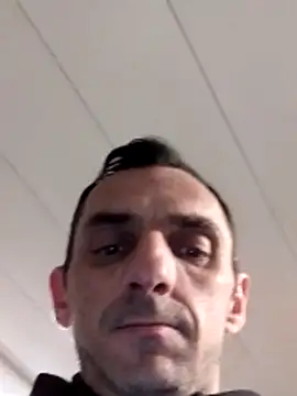 Snapshot of hotmen83 chatting on March 15, 2026, 12:28 am hotmen83 online show from March 15, 2026, 12:28 am