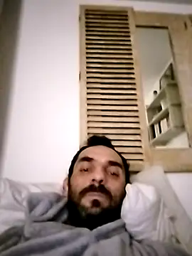 Snapshot of hotmen83 chatting on October 13, 2025, 4:14 am hotmen83 online show from October 13, 2025, 4:14 am