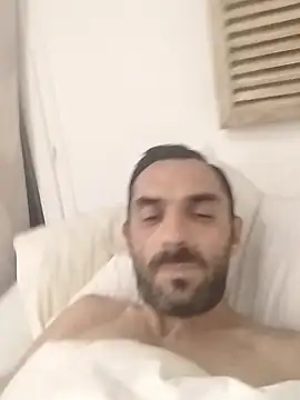 Snapshot of hotmen83 chatting on October 8, 2025, 8:53 pm hotmen83 online show from October 8, 2025, 8:53 pm