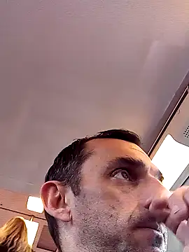 Snapshot of hotmen83 chatting on March 25, 2026, 12:37 pm hotmen83 online show from March 25, 2026, 12:37 pm