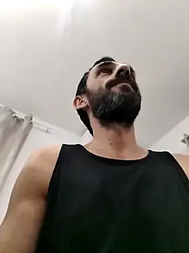 Snapshot of hotmen83 chatting on October 27, 2025, 11:38 pm hotmen83 online show from October 27, 2025, 11:38 pm