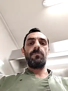 Snapshot of hotmen83 chatting on October 17, 2025, 5:04 pm hotmen83 online show from October 17, 2025, 5:04 pm