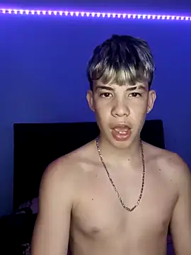 CUB4N1TX xx online show from October 9, 2025, 2:12 am