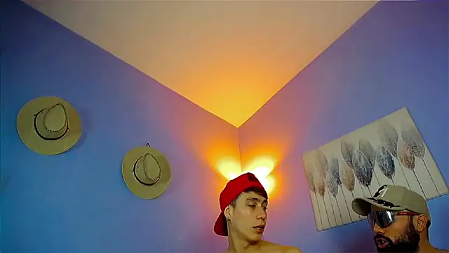 Michael twink  online show from September 9, 2025, 8:40 pm