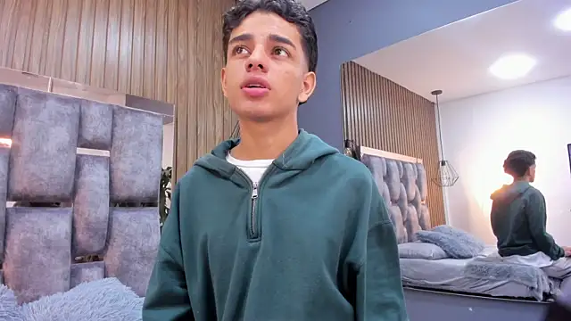 owen  johnson online show from February 8, 2026, 12:03 pm