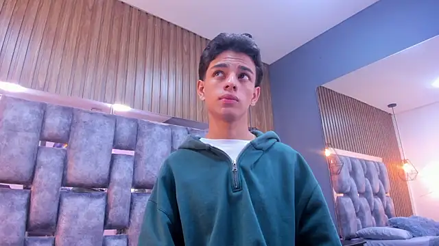 owen  johnson online show from March 30, 2026, 11:44 am