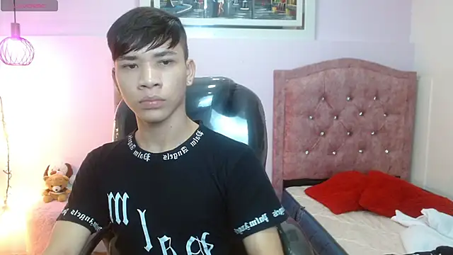 nathanclay online show from September 25, 2025, 3:45 am