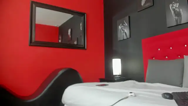 lilyth adam online show from September 25, 2025, 7:53 pm