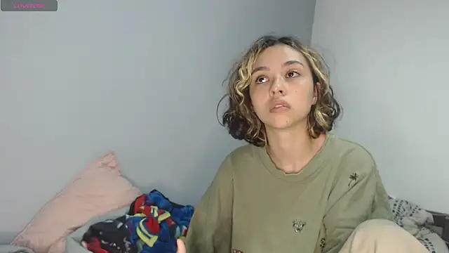 brisazanes online show from November 1, 2025, 10:31 am