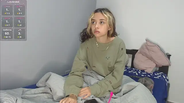 brisazanes online show from September 30, 2025, 2:12 pm