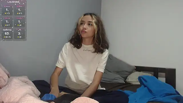 brisazanes online show from October 15, 2025, 4:22 am