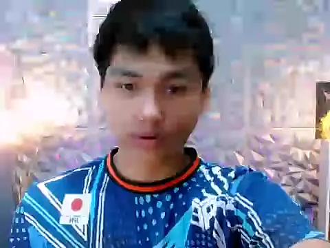 Snapshot of Mister_officer69 chatting on December 5, 2025, 12:21 am Mister officer69 online show from December 5, 2025, 12:21 am