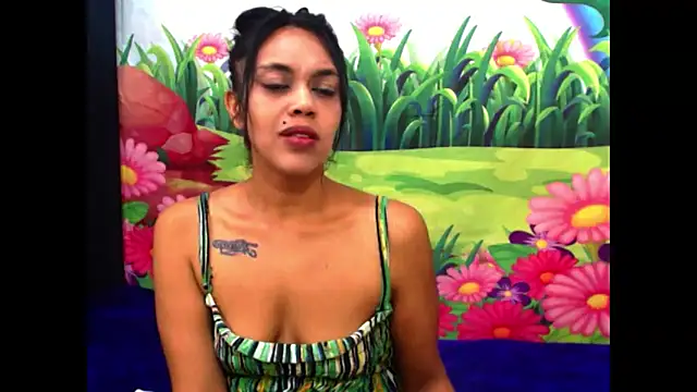 indiandesire4u69 online show from October 25, 2025, 8:53 pm