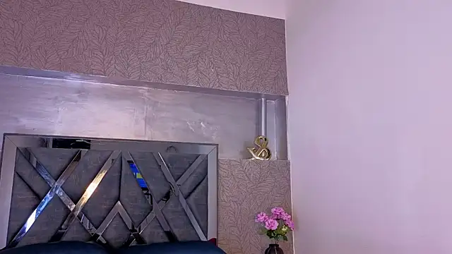  DantFox  online show from November 29, 2025, 7:41 am