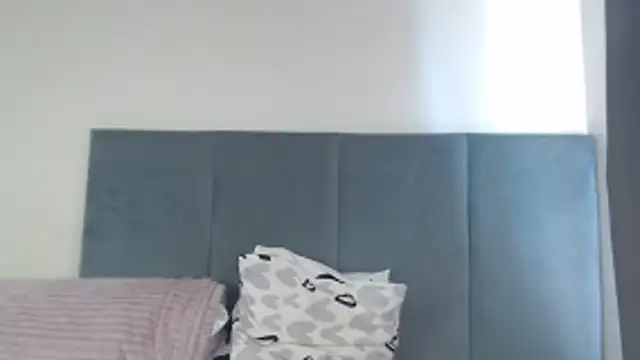 Snapshot of Jah-Queen chatting on February 6, 2026, 6:53 am Jah-Queen online show from February 6, 2026, 6:53 am