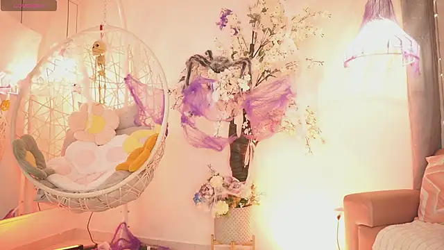 JadeSummerr online show from October 11, 2025, 11:33 am