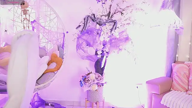 JadeSummerr online show from October 10, 2025, 11:55 am