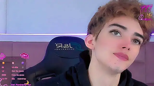 Baby FenixTS online show from March 8, 2026, 5:44 am