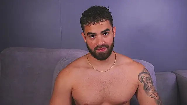 Paul Phoenix online show from November 21, 2025, 10:09 pm