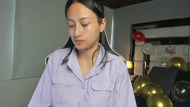 Adhara7 online show from December 17, 2025, 9:20 pm