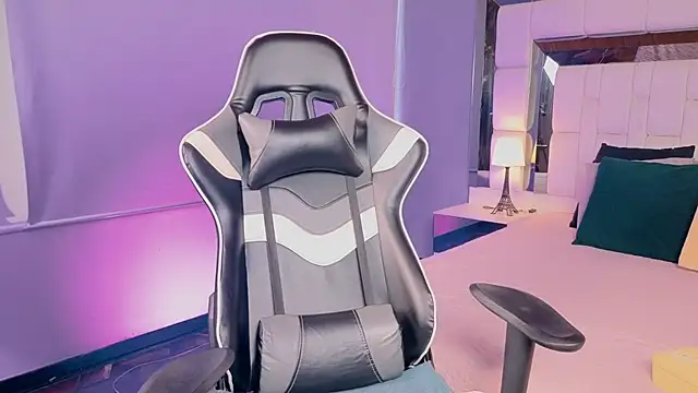 Adhara7 online show from June 5, 2026, 8:03 pm