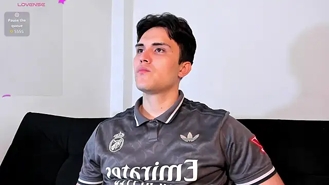 jasonxd9898 online show from December 5, 2025, 1:05 am