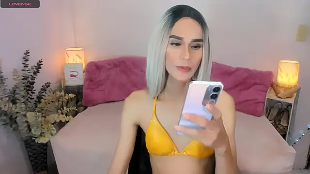 tsmokemachine online show from September 24, 2025, 11:43 pm