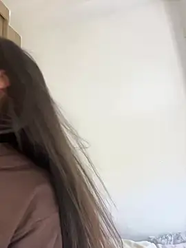 karinasantos  online show from January 7, 2026, 4:56 pm