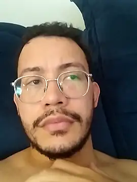 PIROCAO20 online show from November 7, 2025, 6:23 pm