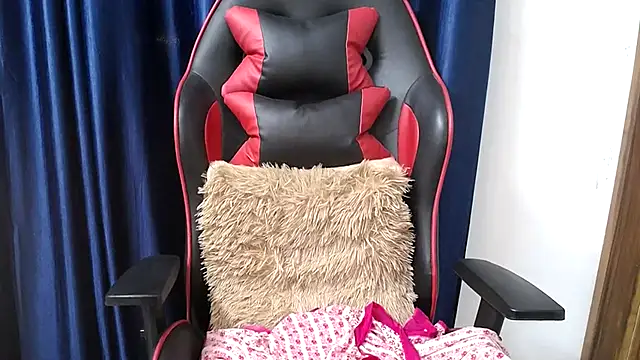 niya-cute online show from October 26, 2025, 10:32 pm