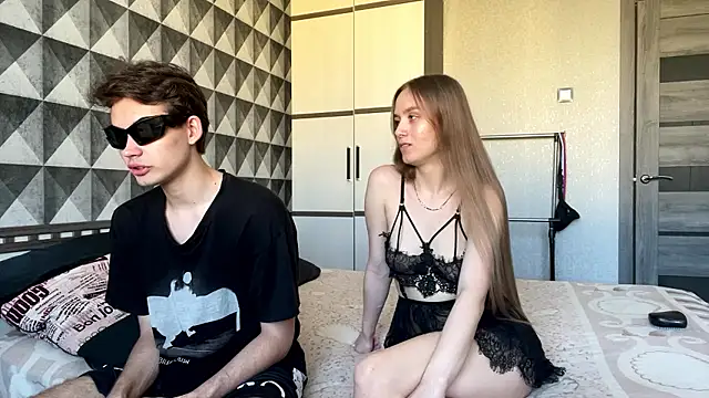 Snapshot of merycouple chatting on January 8, 2026, 2:50 am merycouple online show from January 8, 2026, 2:50 am