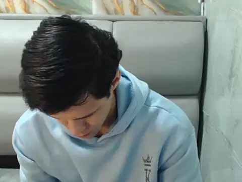 Snapshot of Theknight_Ken chatting on September 22, 2025, 1:17 pm Theknight Ken online show from September 22, 2025, 1:17 pm