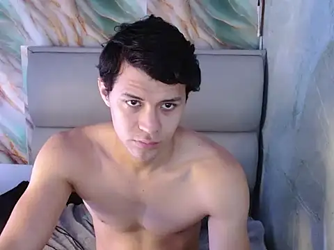Snapshot of Theknight_Ken chatting on September 18, 2025, 2:53 pm Theknight Ken online show from September 18, 2025, 2:53 pm