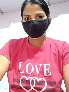 poojam93 online show from November 26, 2025, 2:00 am