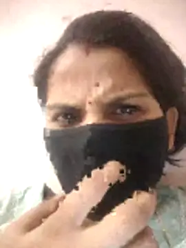 Snapshot of poojam93 chatting on May 1, 2026, 4:23 pm poojam93 online show from May 1, 2026, 4:23 pm