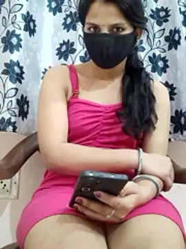Snapshot of poojam93 chatting on April 7, 2026, 4:20 pm poojam93 online show from April 7, 2026, 4:20 pm